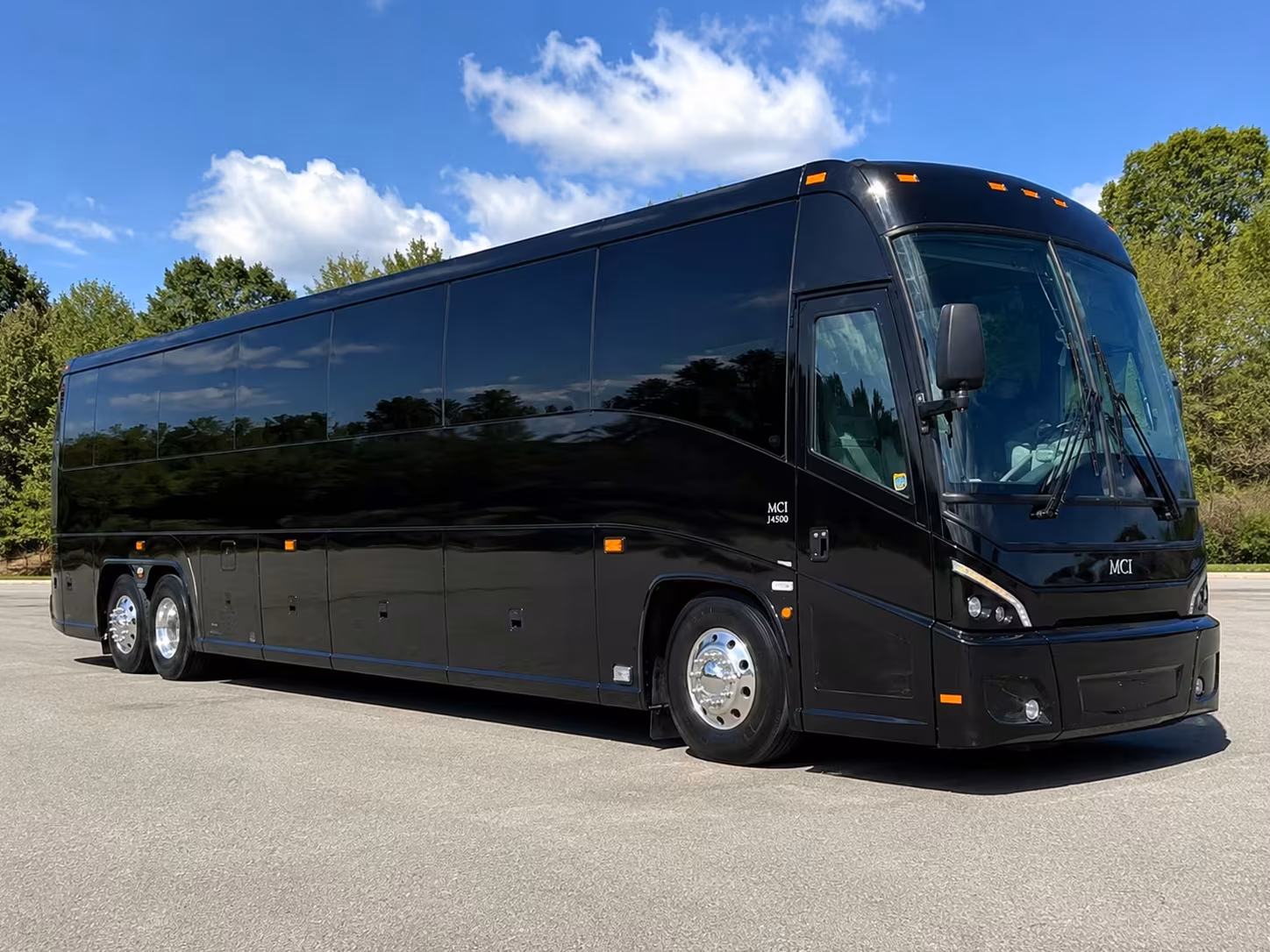 pasco bus rentals for tri cities airport and seattle cruise trips