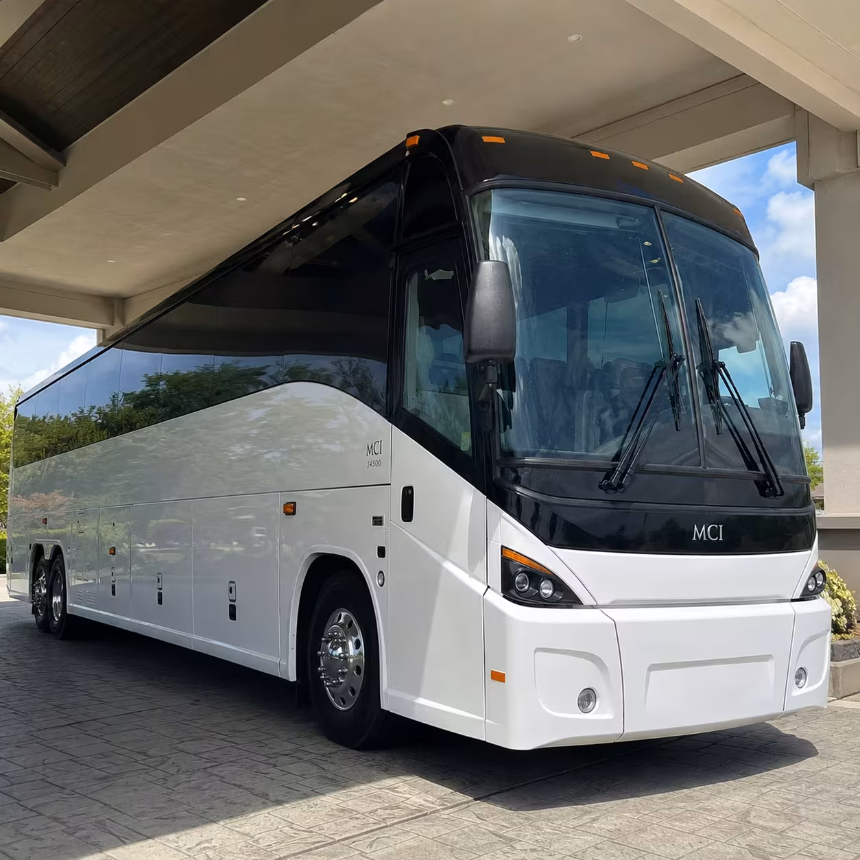 pasco employee shuttle buses for food processing workforces