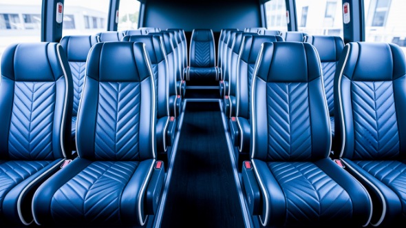 pasco 15 passenger minibus rental